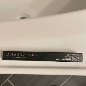Anastasia Beverly Hills Brow Wiz Soft Brown